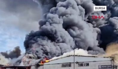 Bursa’da iplik fabrikasında yangın çıktı