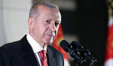 Erdoğan: 143 bin düzensiz göçmenin ülkemize girişini engelledik