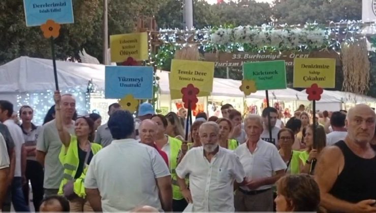 Festivalde AKP’li belediye protesto edildi