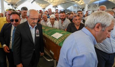 Kongrede kalp krizinden hayatını kaybeden CHP’li Faruk Özdemir toprağa verildi
