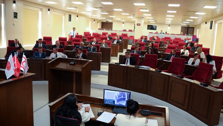 Meclis kamuda tek tip mesaiyi onayladı