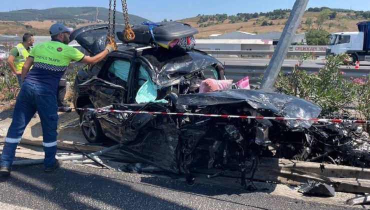 Sancaktepe’de korkunç kaza: 2 ölü, 4 yaralı