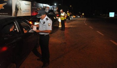 Polisten sıkı denetim: 65 araç trafikten men edildi