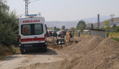 Altyapı çalışmaları sırasında toprak kaydı: Bir işçi hayatını kaybetti