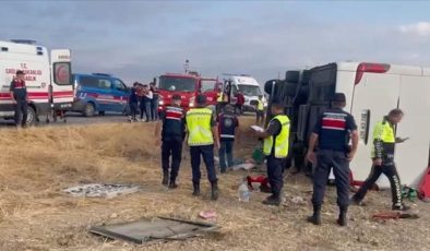 Amasya’da yolcu otobüsü devrildi: Ölü ve yaralılar var