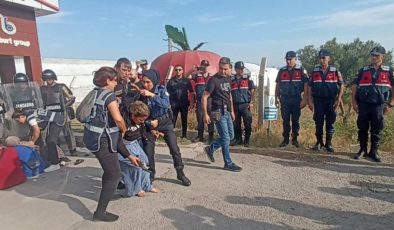 İzmir’de işçilere polis müdahalesi: 20’den fazla kişi gözaltında
