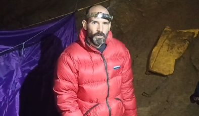 Mark Dickey’in mağaradan çıkışı için son 400 metre