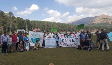 Muğlalı çevrecilerden Sandras Dağı maden ocağı projesine dava