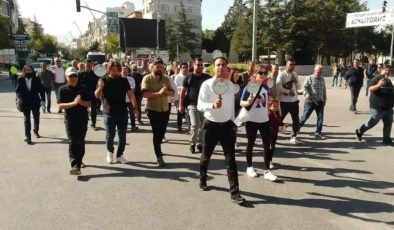 Sözler tutulmadı… Konya’da ilçe sakinleri Ankara’ya yürüyüş başlattı