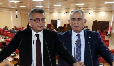 Meclis’te Erhürman’la Çavuşoğlu’nun eğitim düellosu