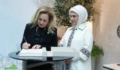 Sibel Tatar, “Sıfır atık küresel taahhüdü” imzaladı