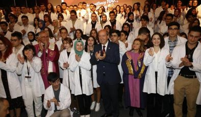 Tatar Hacettepeli tıp öğrencilerine Kıbrıs Türkü doktorları örnek gösterdi
