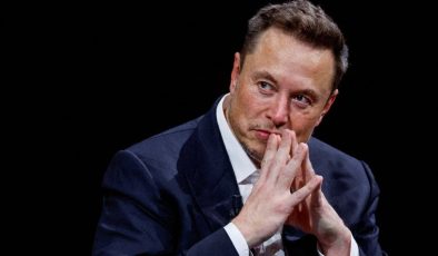 Elon Musk’tan Kanada Başbakanı’na “sansür” suçlaması