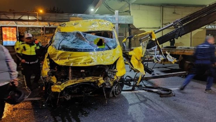 Minibüs taklalar attı: 1 ölü 4 yaralı