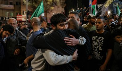 Rehine takasında son durum: Hamas 17, İsrail 39 kişiyi daha serbest bıraktı