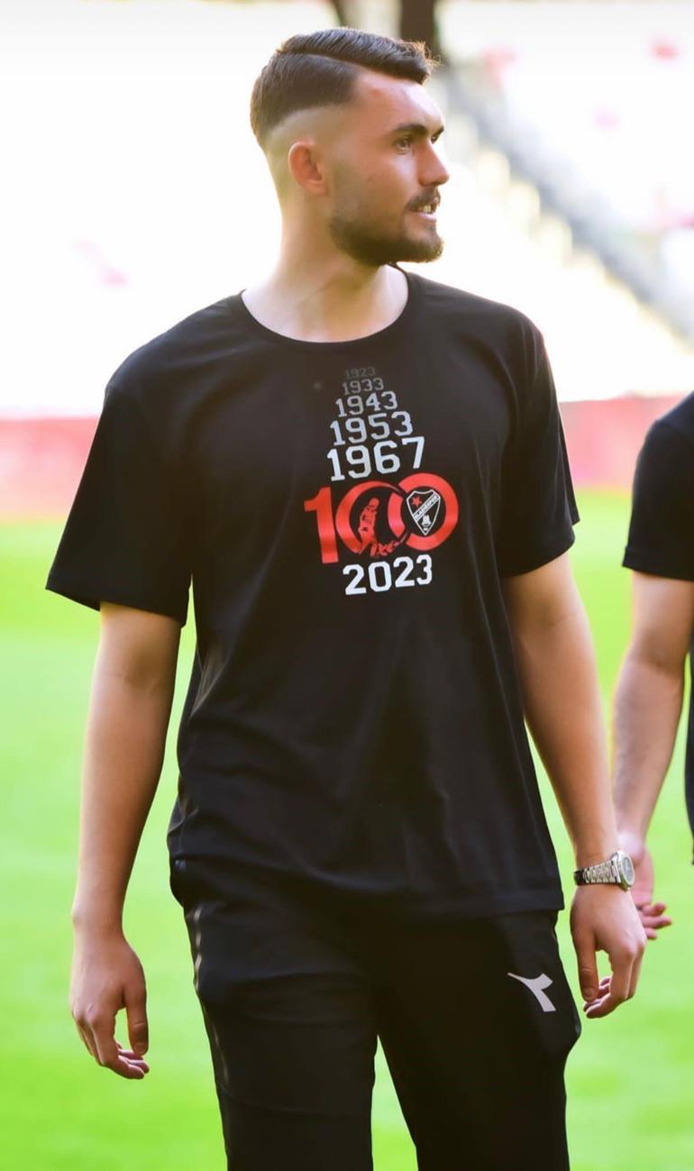 Elazığspordan 100.yıl tişörtü