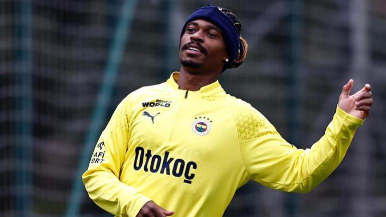 Fenerbahçede Lincoln Henrique sevinci Geri döndü...