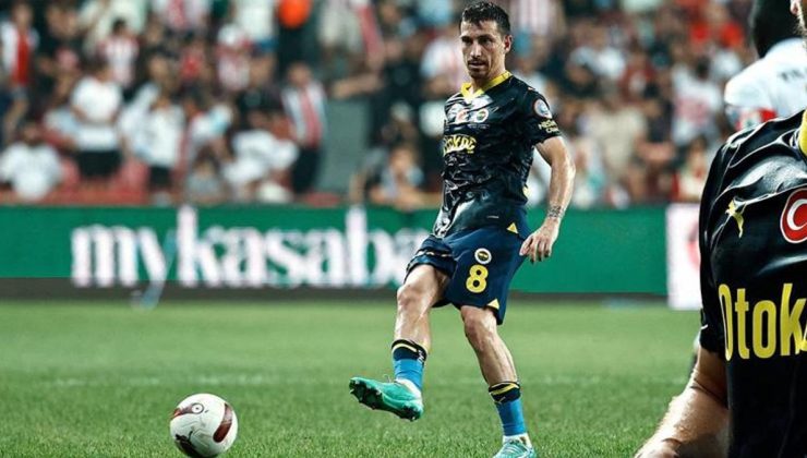 Fenerbahçeli Mert Hakan Yandaş'a kötü haber!