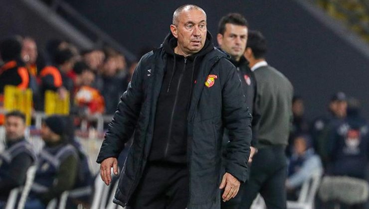 Göztepe'ye Stanimir Stoilov'un eli değdi