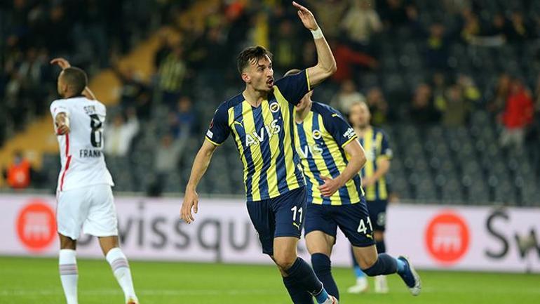 Suskun golcü Mergim Berisha 14 milyon Euroya transfer oldu, henüz siftah yapamadı