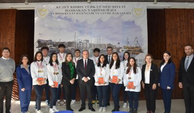 Ataoğlu’ndan gastronomi ödülü kazan öğrencilere teşekkür