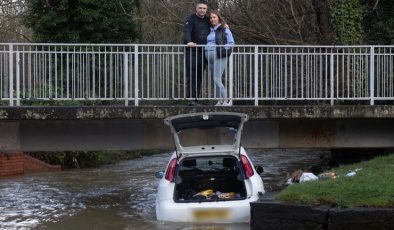 Hero couple rescue three-year-old girl and mother from car caught in Storm Henk flooding