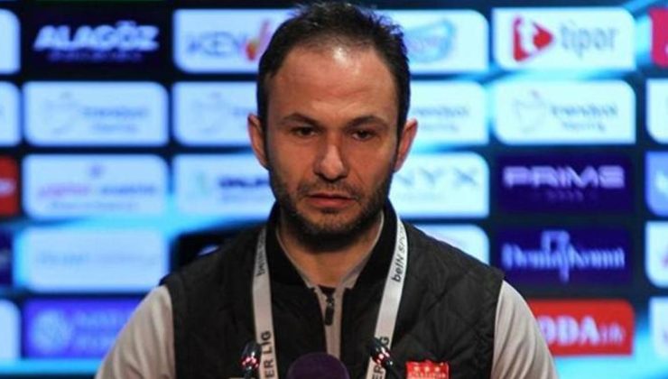 Sivasspor, Çaykur Rizespor'u dört farklı dizilişle oynayarak yendi