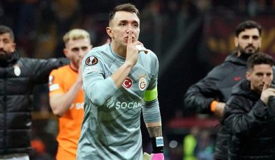 Derbi abidesi Muslera! Beşiktaş'a karşı 26 maç…