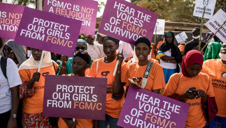 Gambiya’da kadın sünneti yasağı kaldırıldı