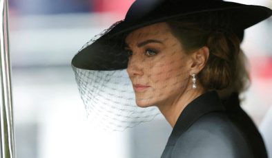 Galler Prensesi Kate kanser tedavisi gördüğünü açıkladı