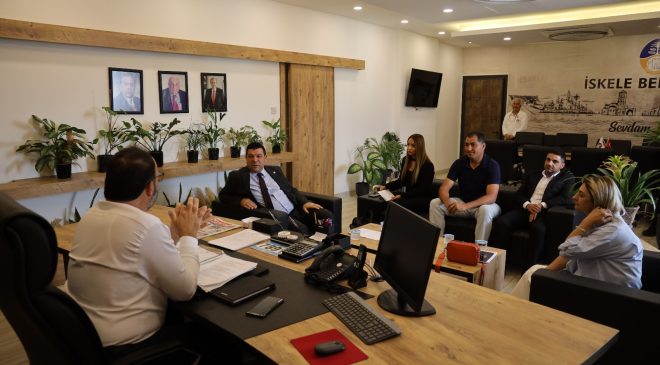 İskele Belediye Başkanı Sadıkoğlu, DAÜ Rektörü Kılıç ile görüştü