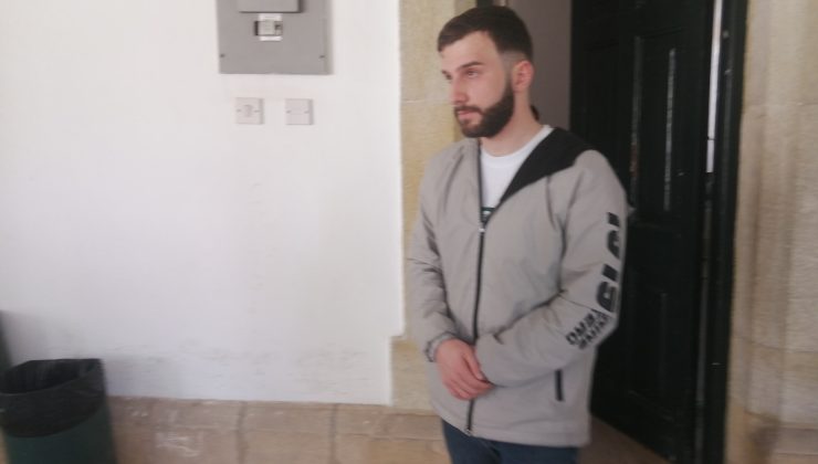 Ülkeye giriş yaparken tutuklandı