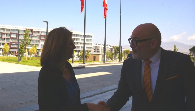 Tatar-Holguin görüşmesi başladı