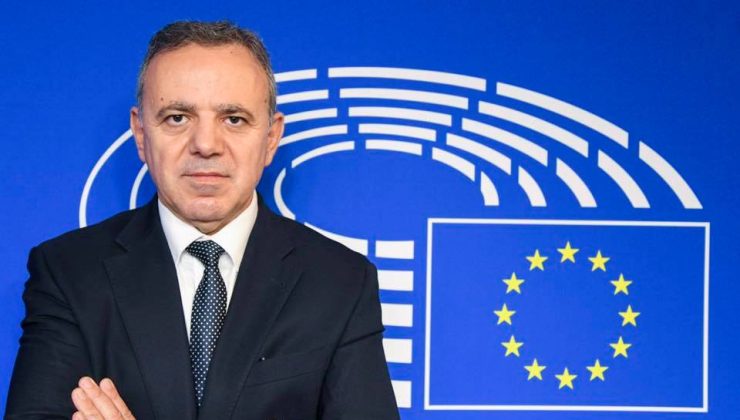 Mavridis: “Türkiye’nin Avrupa savunmasına katılımı ön koşullu”