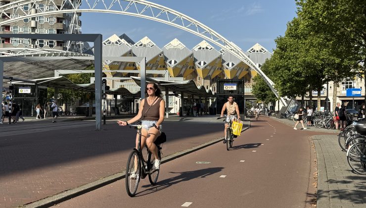 Hollanda genelinde sıcak hava uyarısı yapıldı