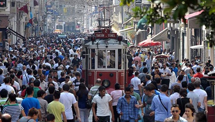 Türkiye’de işsizlik oranı 0,4 puan azalarak yüzde 8 oldu