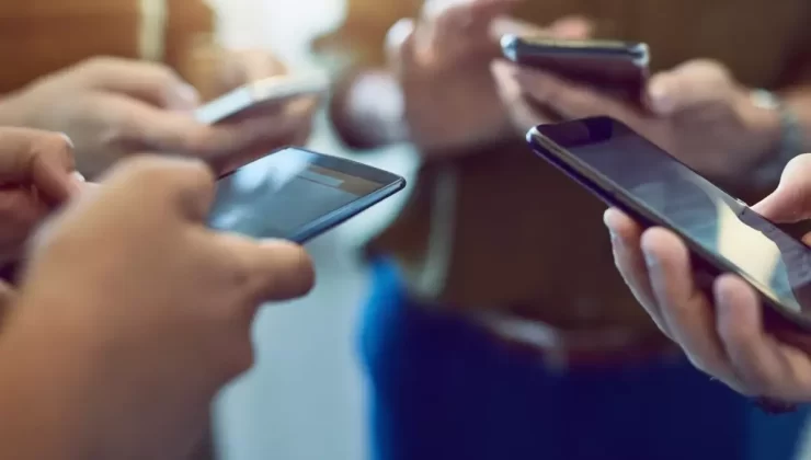 Dev telekomünikasyon şirketi ülkeyi felakete sürükledi!