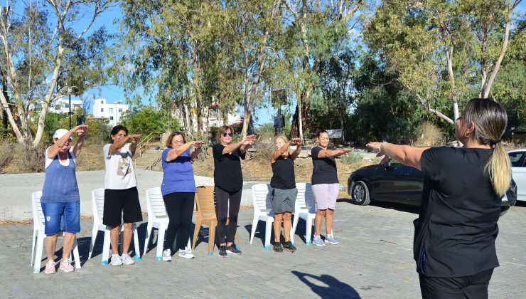 Lefke Belediyesi “65 yaş üzeri İçin fizyoterapist eşliğinde spor programı” düzenliyor