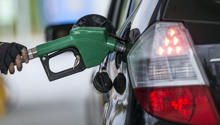 Petrol ucuzladı, akaryakıta indirim geliyor!