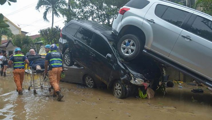 Filipinleri sel vurdu: 26 kişi boğularak öldü, yetkililer alarma geçti