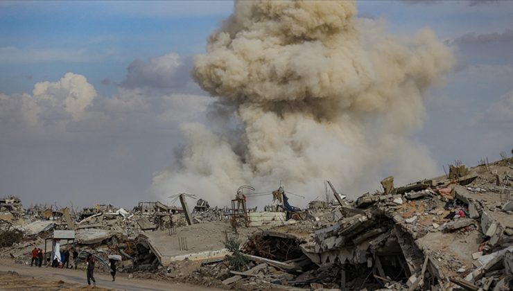 İsrail ordusu Gazze’nin doğusuna yine saldırı düzenledi