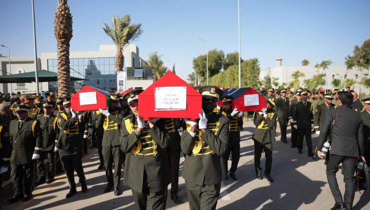 Uçağı düşen Libya askeri heyeti için Trablus’ta cenaze töreni düzenlendi