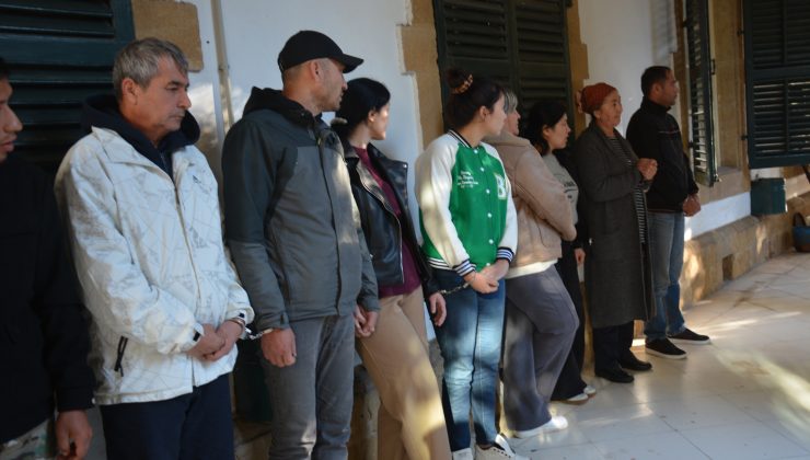 Lefkoşa’da meydana gelen “Resmi Evrak Sahteleme, Sahtelenmiş Resmi Evrağı Tedavüle Sürme, Sahtekarlıkla Kayıt Temini ve Sahtekarlıkla Para Temini” soruşturma kapsamında 5 kişi daha tutuklandı