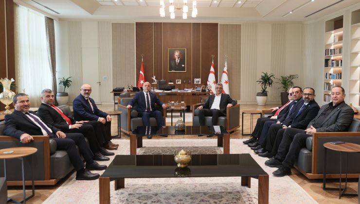 Cumhurbaşkanı Erhürman, İŞAD yönetimini kabul etti