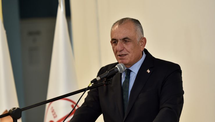 Öğretmenlere yönelik düzenlenen “Diksiyon Kış Okulu” AÖA’da başladı