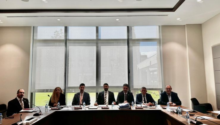 İdari, Kamu ve Sağlık İşleri Komitesi toplandı