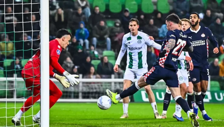 En yakın rakibe 17 puan fark attılar! PSV Eindhoven şampi…