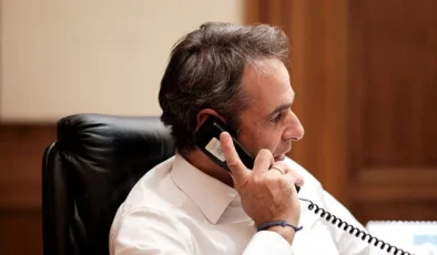 Hristodulidis ile Miçotakis dün telefonda görüştü