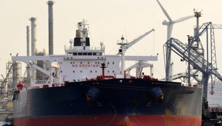 Uraloğlu: “Karadeniz’de petrol tankerinin İDA ile vurulduğunu düşünüyoruz”