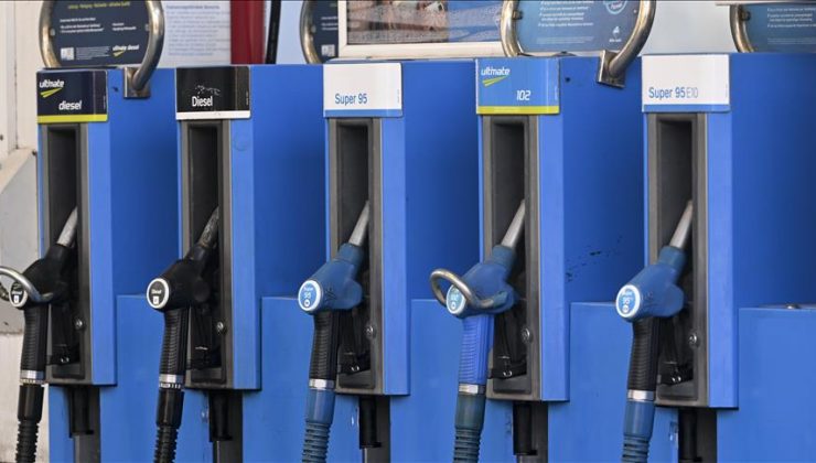 Fransa’da yakıt krizine karşı önlem: Soğuğa daha az dayanıklı akaryakıt satışına geçici izin verildi